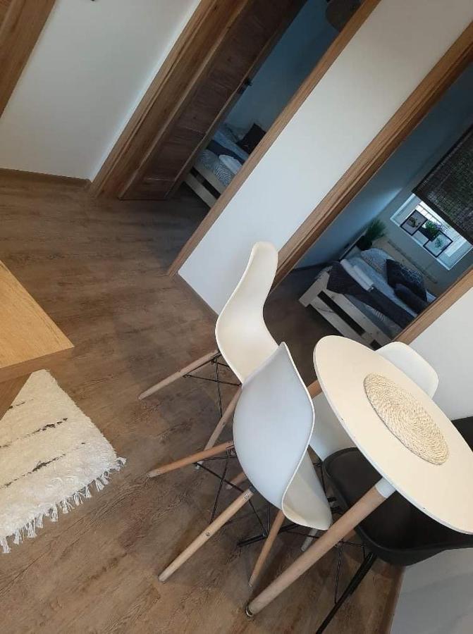 Apartament Numer 1, Dwie Sypialnie Dwa Lozka Orzysz Dış mekan fotoğraf
