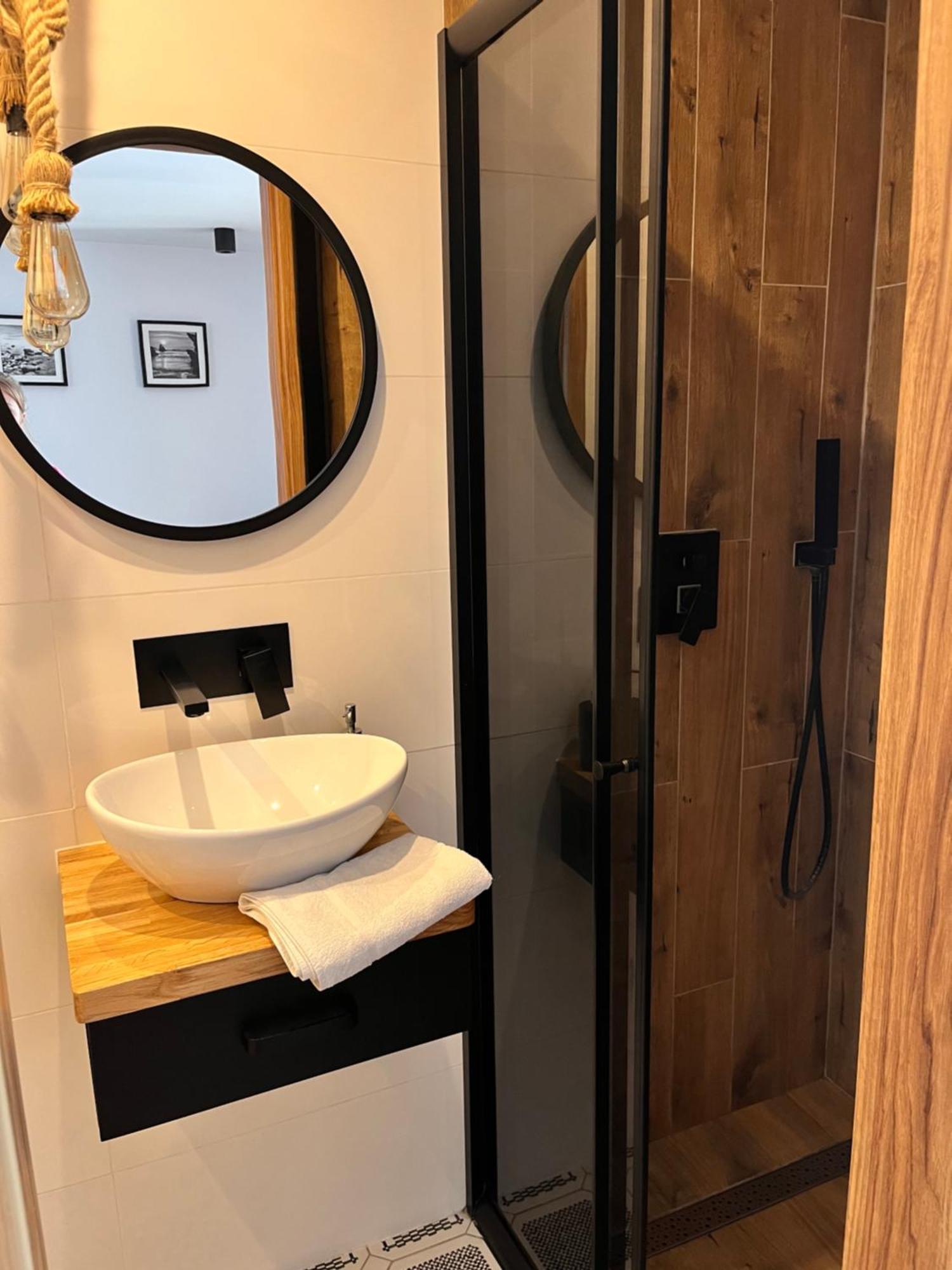 Apartament Numer 1, Dwie Sypialnie Dwa Lozka Orzysz Dış mekan fotoğraf